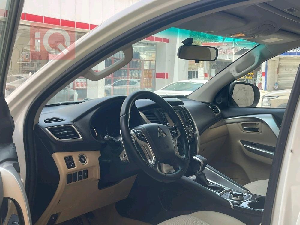 Mitsubishi Montero Sport